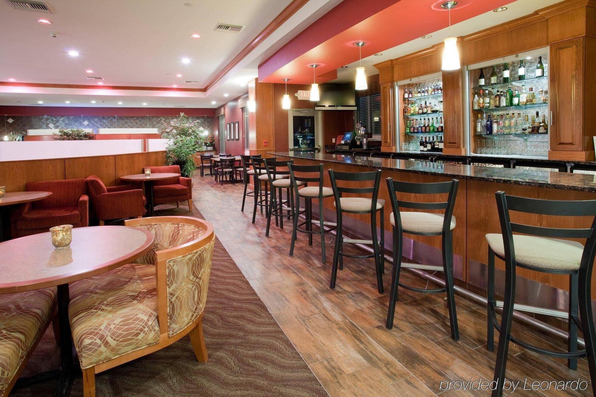Hotel East-medical Center By Ihg Casper
